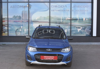 Подержанный автомобиль LADA (ВАЗ) Kalina Wagon 2017 года (2 фото)