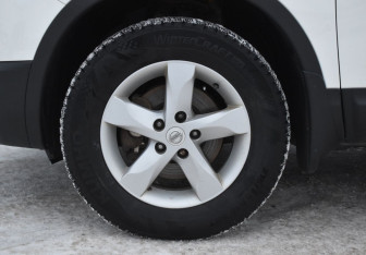 Подержанный автомобиль Nissan Qashqai 2013 года (9 фото)