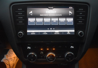 Подержанный автомобиль Skoda Octavia Liftback 2020 года (14 фото)