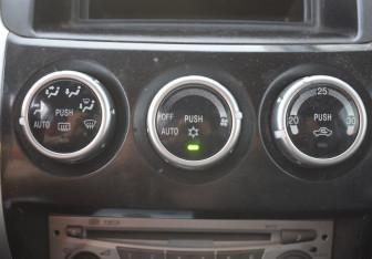 Подержанный автомобиль Mitsubishi Pajero Sport 2013 года (16 фото)