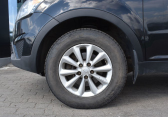 Подержанный автомобиль SsangYong Actyon 2013 года (9 фото)