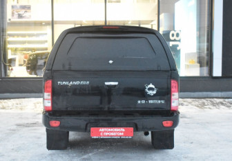 Подержанный автомобиль Foton Tunland 2012 года (6 фото)