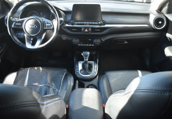 Подержанный автомобиль Kia Cerato Sedan 2019 года (12 фото)