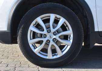 Подержанный автомобиль Nissan X-Trail 2019 года (9 фото)