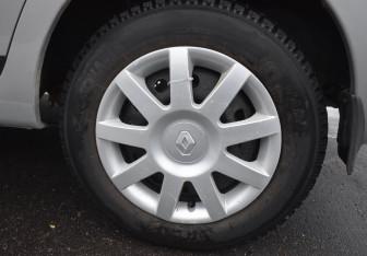 Подержанный автомобиль Datsun mi-DO 2015 года (9 фото)