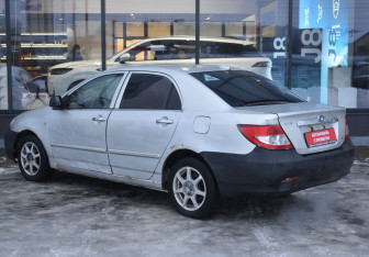 Подержанный автомобиль BYD F3 Sedan 2007 года (7 фото)