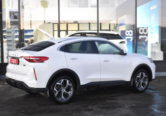 Подержанный автомобиль Haval F7x 2023 года (5 фото)