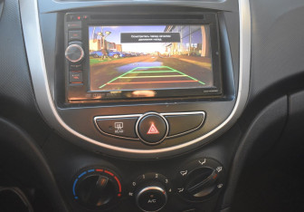 Подержанный автомобиль Hyundai Solaris Sedan 2015 года (14 фото)