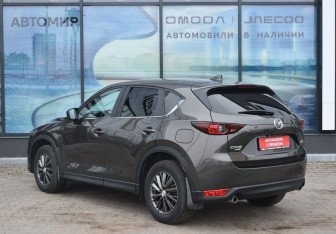 Подержанный автомобиль Mazda CX-5 2020 года (7 фото)