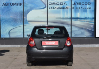 Подержанный автомобиль ЗАЗ Vida Hatchback 2012 года (6 фото)