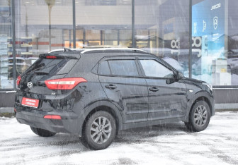 Подержанный автомобиль Hyundai Creta 2020 года (5 фото)