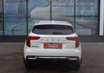 Подержанный автомобиль Haval Jolion 2023 года (6 фото)