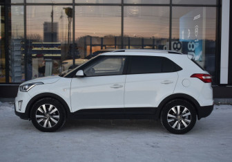 Подержанный автомобиль Hyundai Creta 2017 года (8 фото)