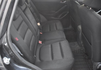 Подержанный автомобиль Mazda CX-5 2012 года (10 фото)