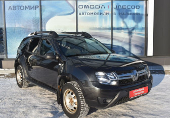 Подержанный автомобиль Renault Duster 2018 года (3 фото)