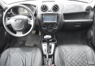 Подержанный автомобиль LADA (ВАЗ) Granta Sedan 2012 года (12 фото)
