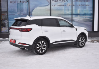Подержанный автомобиль Chery Tiggo 7 Pro Max 2023 года (5 фото)