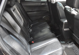 Подержанный автомобиль Mazda CX-7 2007 года (11 фото)