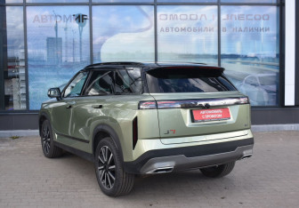 Подержанный автомобиль Jaecoo J7 2024 года (7 фото)