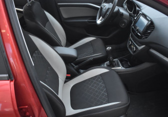 Подержанный автомобиль LADA (ВАЗ) Vesta Wagon 2019 года (10 фото)