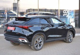 Подержанный автомобиль Omoda C5 2024 года (5 фото)