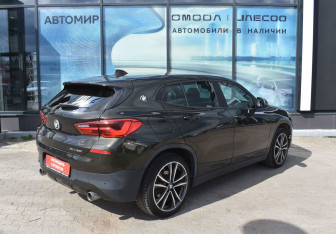 Подержанный автомобиль BMW X2 2018 года (5 фото)