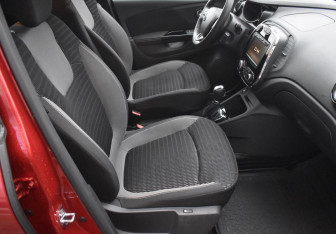 Подержанный автомобиль Renault Kaptur 2020 года (10 фото)