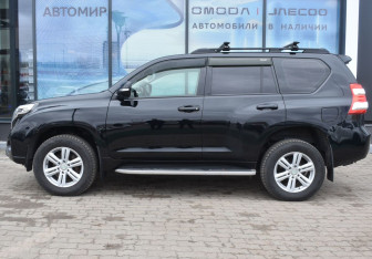 Подержанный автомобиль Toyota Land Cruiser Prado 2015 года (8 фото)