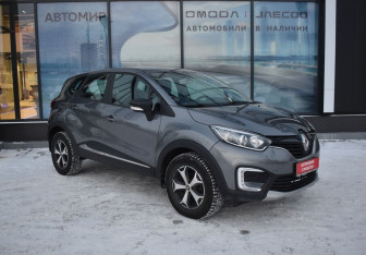 Подержанный автомобиль Renault Kaptur 2018 года (3 фото)