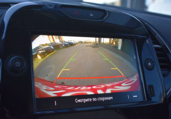 Подержанный автомобиль Renault Kaptur 2020 года (16 фото)