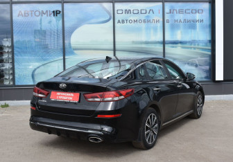Подержанный автомобиль Kia Optima Sedan 2019 года (5 фото)