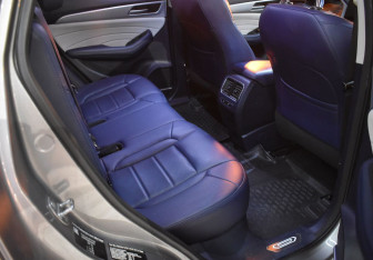 Подержанный автомобиль Haval F7 2022 года (11 фото)