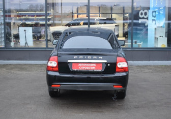 Подержанный автомобиль LADA (ВАЗ) Priora Sedan 2013 года (6 фото)