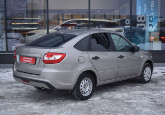 Подержанный автомобиль LADA (ВАЗ) Granta Hatchback 2020 года (5 фото)