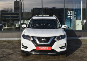 Подержанный автомобиль Nissan X-Trail 2021 года (2 фото)