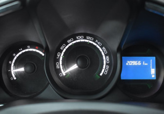 Подержанный автомобиль LADA (ВАЗ) XRAY 2016 года (13 фото)