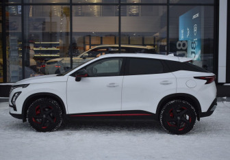 Подержанный автомобиль Omoda C5 2023 года (8 фото)