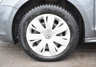 Подержанный автомобиль Volkswagen Jetta Sedan 2013 года (9 фото)