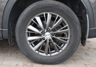 Подержанный автомобиль Mazda CX-5 2020 года (9 фото)