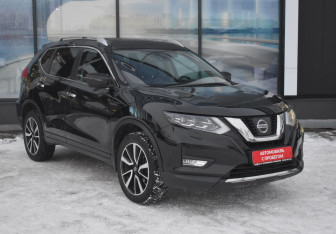 Подержанный автомобиль Nissan X-Trail 2020 года (3 фото)