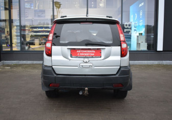 Подержанный автомобиль Great Wall Hover H3 2010 года (6 фото)