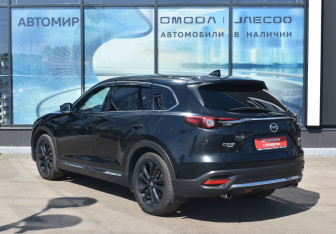 Подержанный автомобиль Mazda CX-9 2017 года (7 фото)