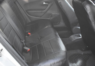 Подержанный автомобиль Volkswagen Polo Sedan 2012 года (11 фото)