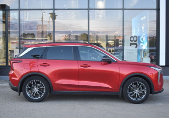 Подержанный автомобиль FAW Bestune T55 2023 года (4 фото)