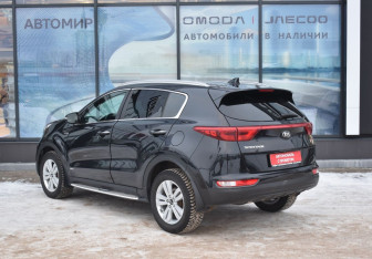 Подержанный автомобиль Kia Sportage 2017 года (7 фото)