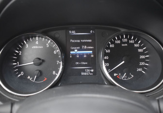 Подержанный автомобиль Nissan Qashqai 2021 года (15 фото)