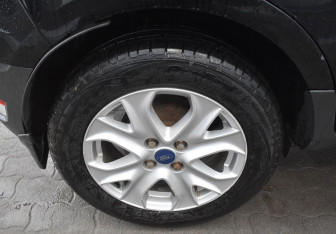 Подержанный автомобиль Ford EcoSport 2014 года (9 фото)
