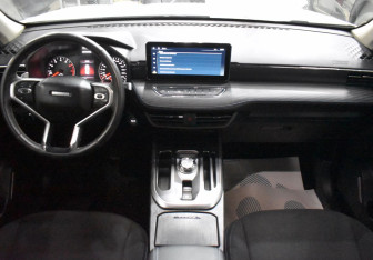 Подержанный автомобиль Haval Jolion 2023 года (12 фото)