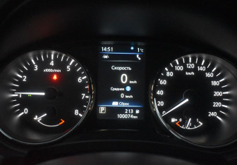 Подержанный автомобиль Nissan X-Trail 2020 года (16 фото)