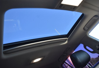 Подержанный автомобиль Toyota Land Cruiser Suv 2014 года (14 фото)